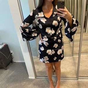 Banana Republic floral flutter sleeve silk dress